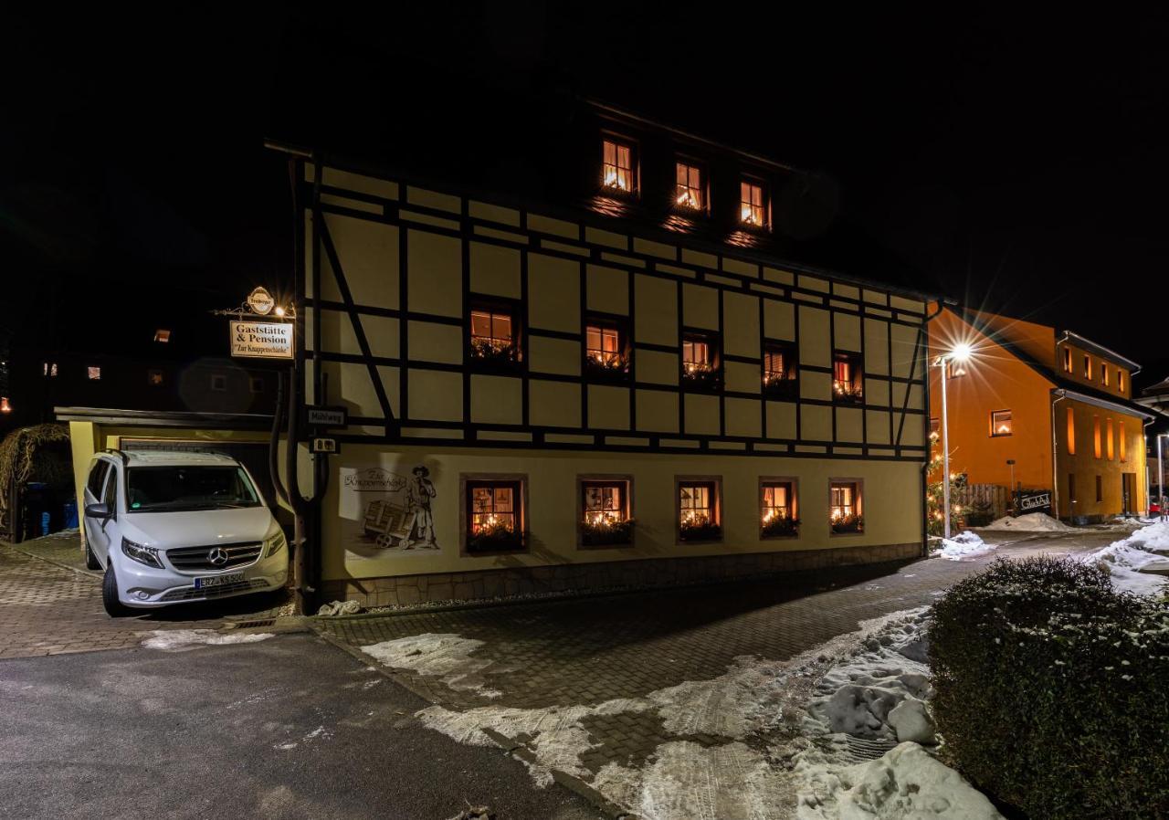 Pension Und Gaststaette Zur Knappenschaenke Thermalbad Wiesenbad ภายนอก รูปภาพ