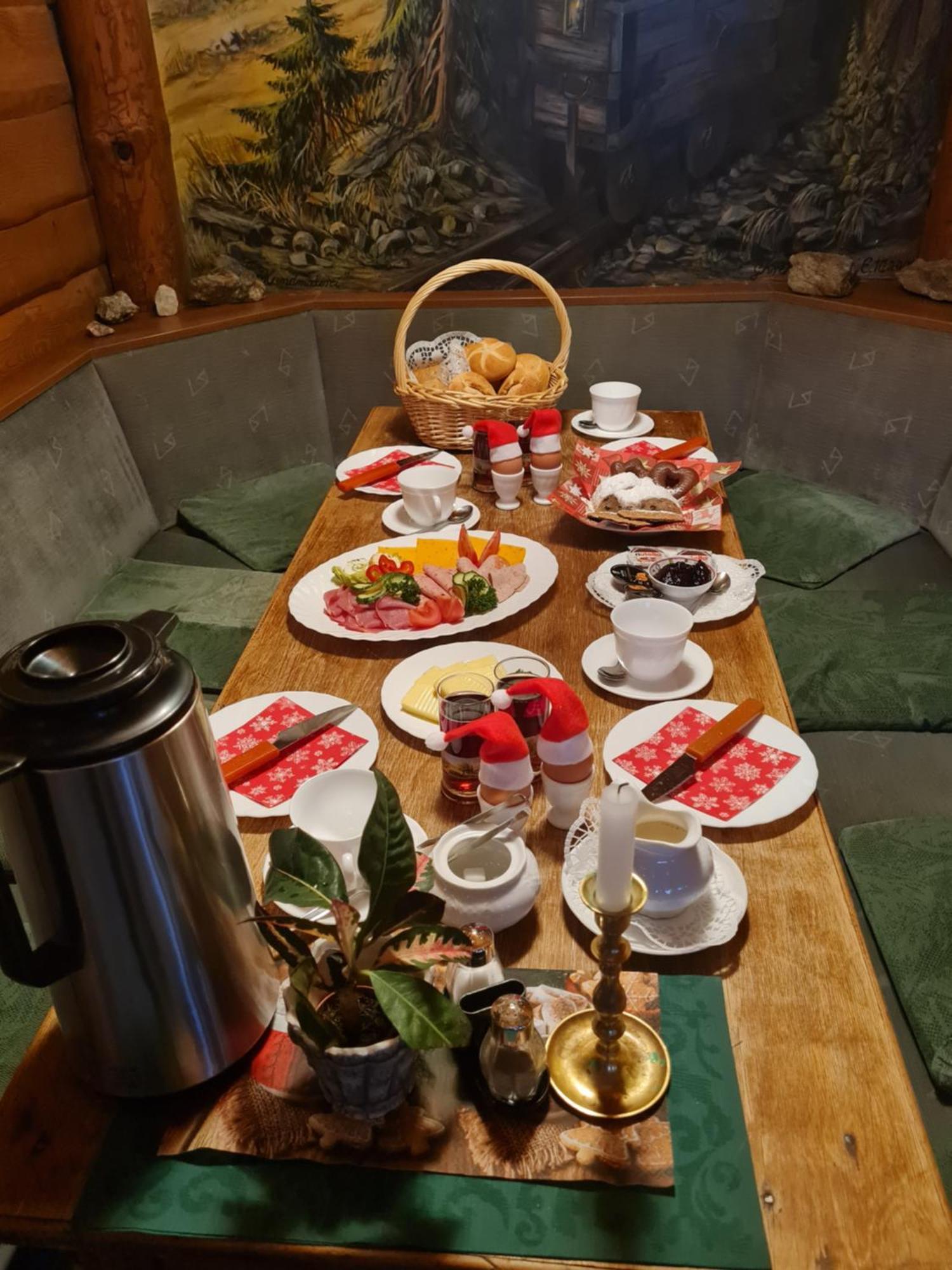 Pension Und Gaststaette Zur Knappenschaenke Thermalbad Wiesenbad ห้อง รูปภาพ