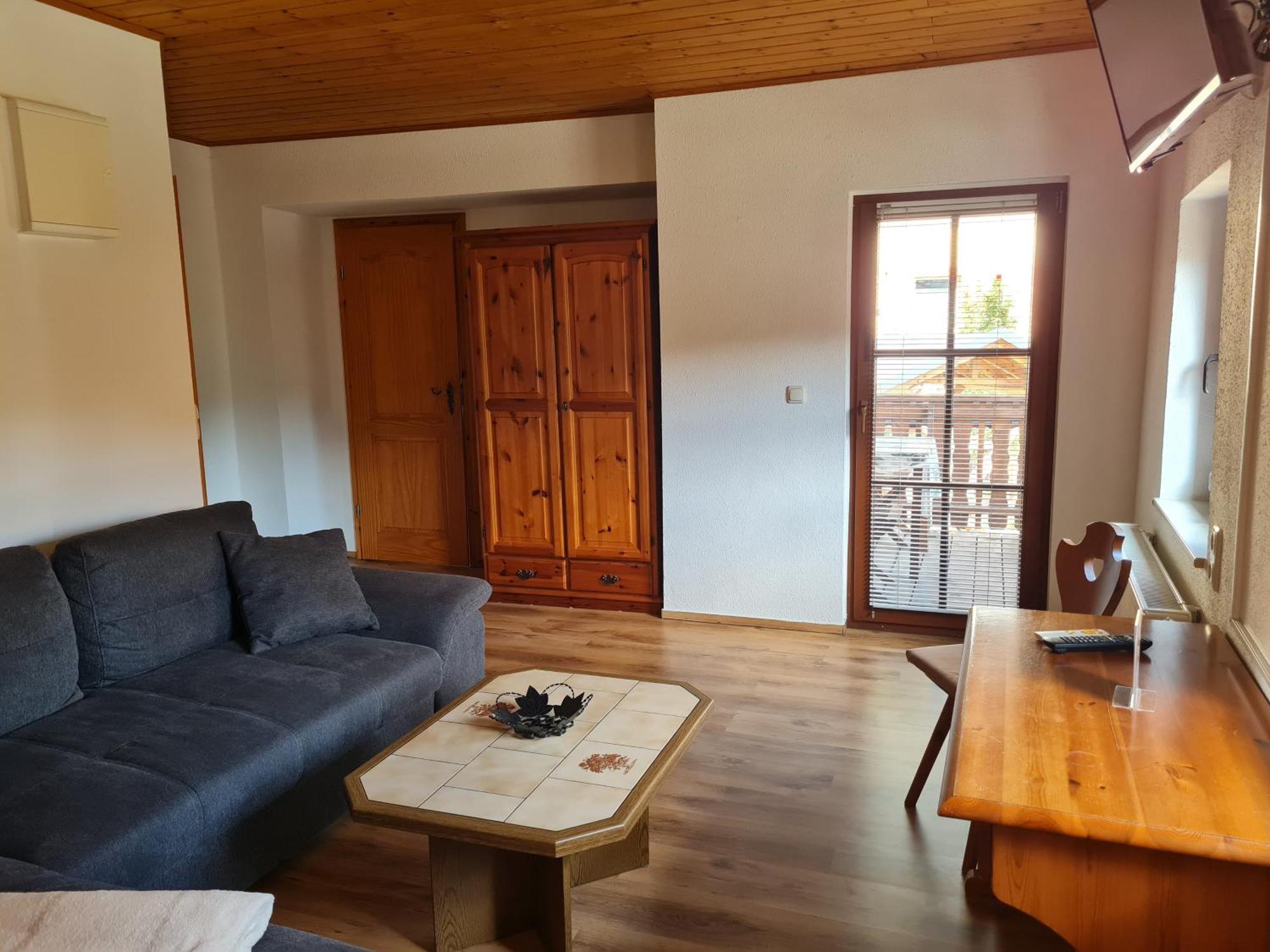 Pension Und Gaststaette Zur Knappenschaenke Thermalbad Wiesenbad ห้อง รูปภาพ